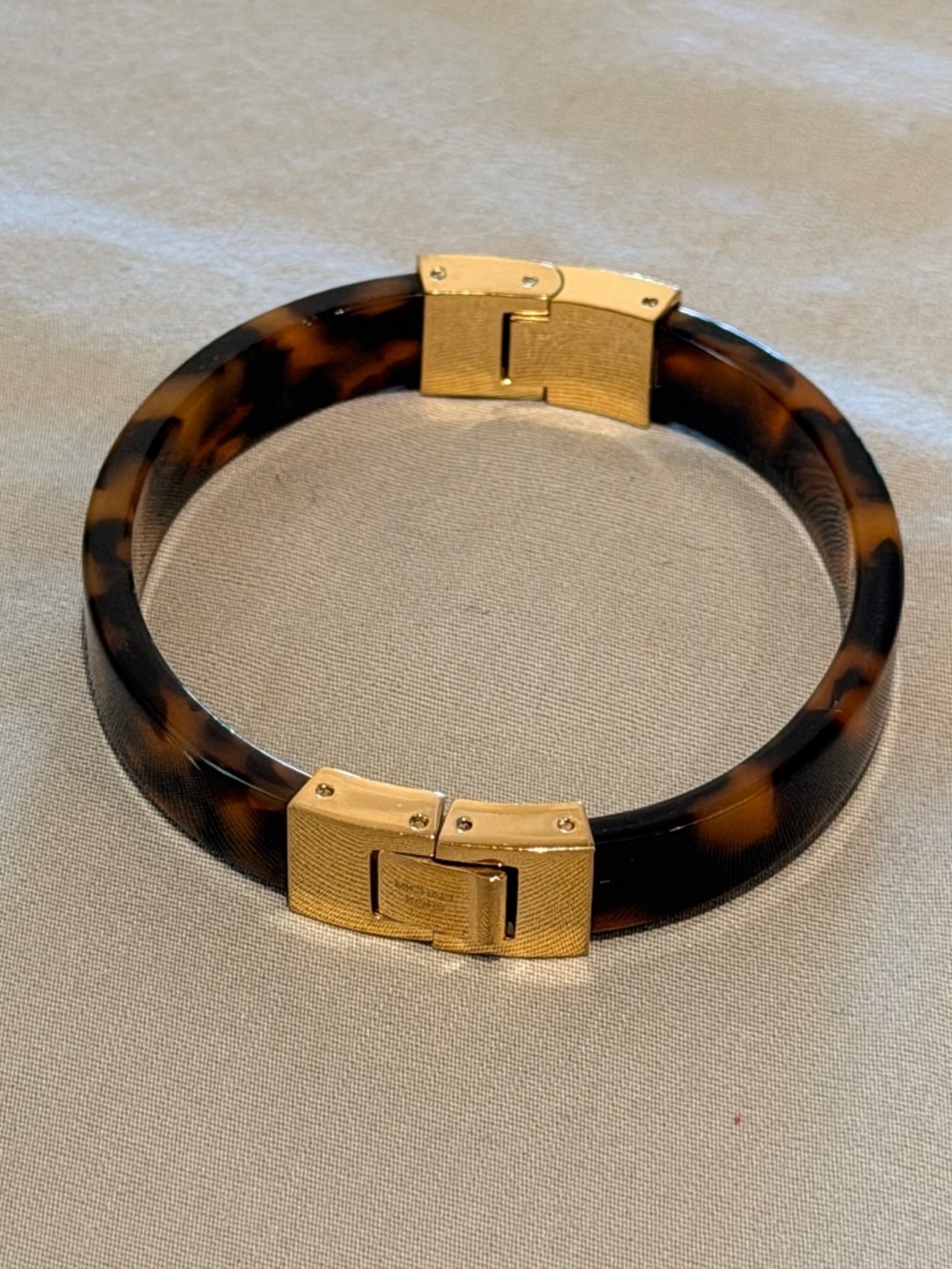 gold and tortoise shell bracelet